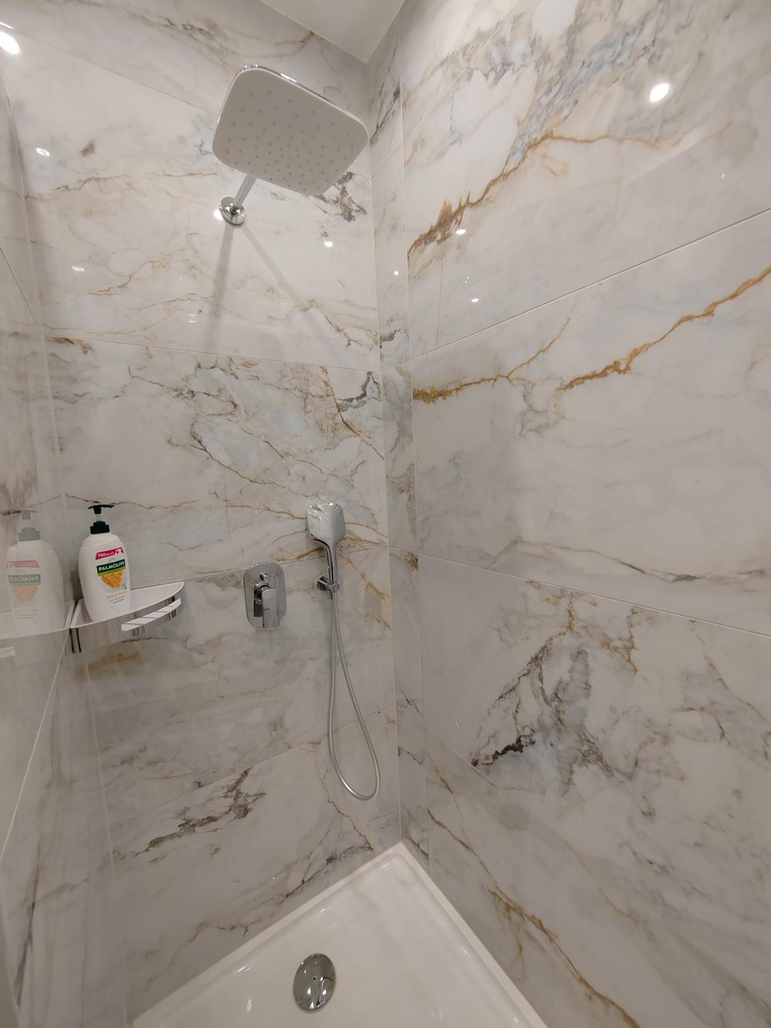 Rooms Lidija Zagreb Bagian luar foto